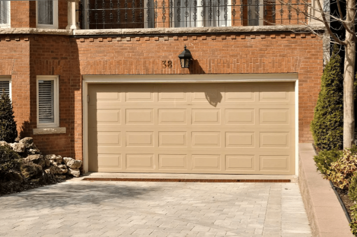 Garage Door - How Long Do Electric Garage Doors Last?